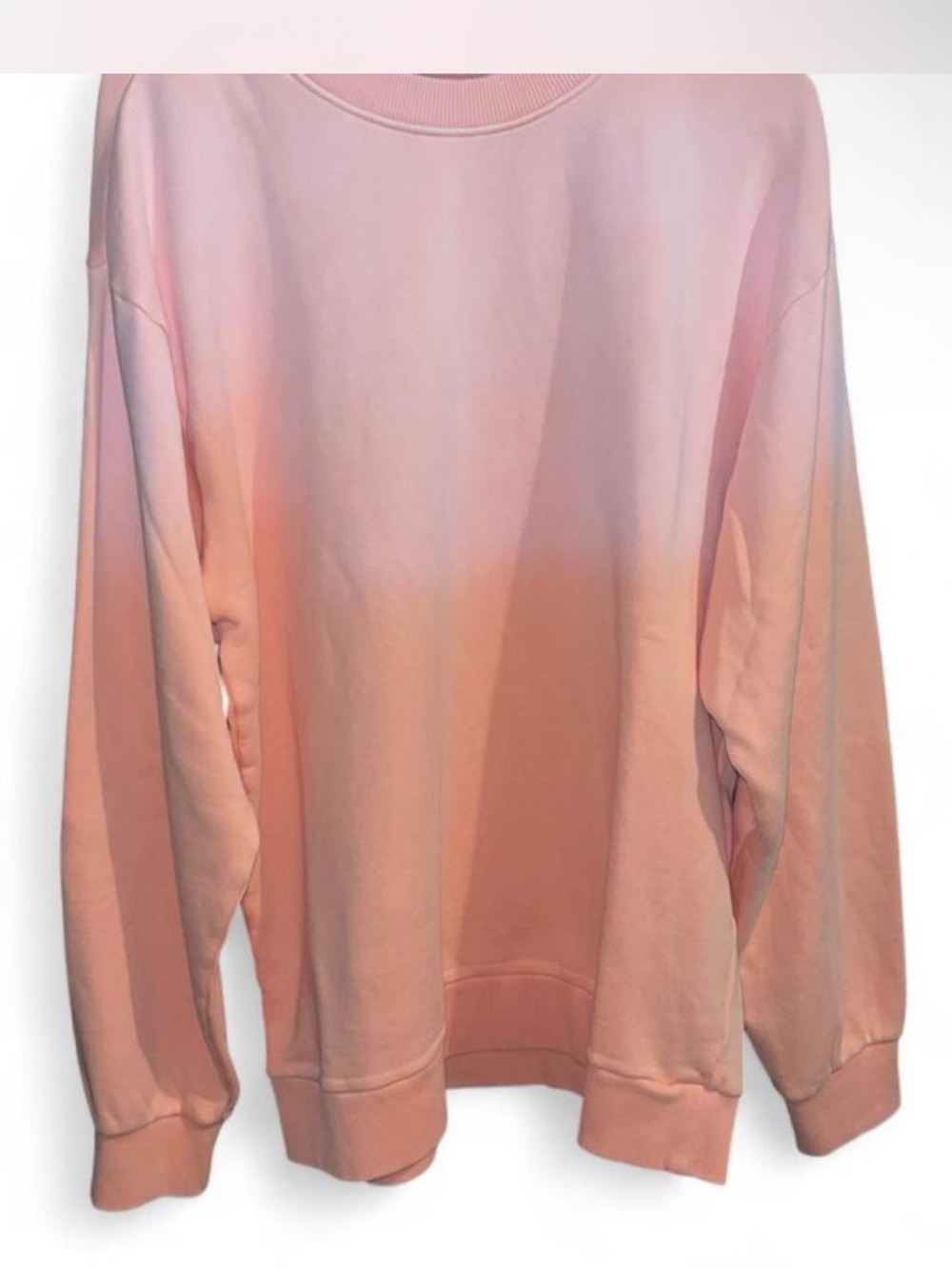Comfrt sunwashed crewneck